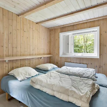 1483-aakirkeby-boesparken-18